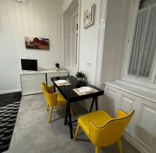 דירה Cozy In The Heart Of Buda *